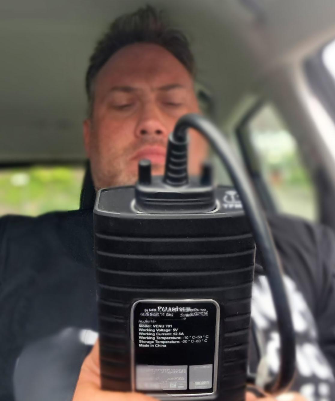 Moderne Fahrzeugdiagnose und technische Schadenprüfung